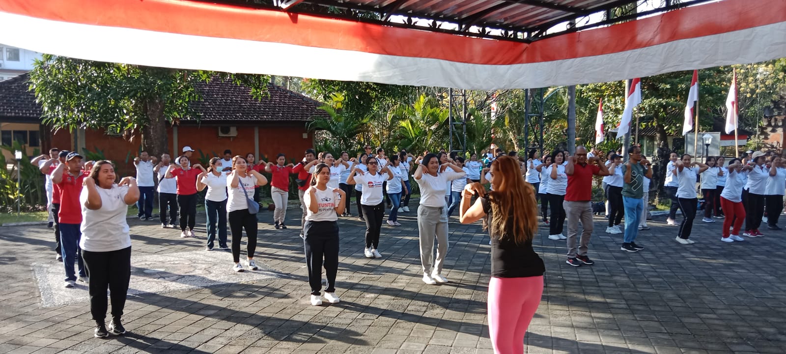 Suasana Jambore di Halaman Kantor Perwakilan BKKBN Bali, Jumat (18/08/2023). Foto/dian