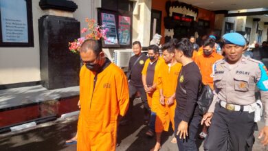 Para tersangka hasil Operasi Pekat Agung 2023 di Polres Gianyar. Foto/ina