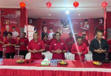 Rapat pleno penjaringan bakal calon kepala daerah Pilkada 2024 yang dilaksanakan internal DPC PDIP Tabanan, Jumat (19/4).