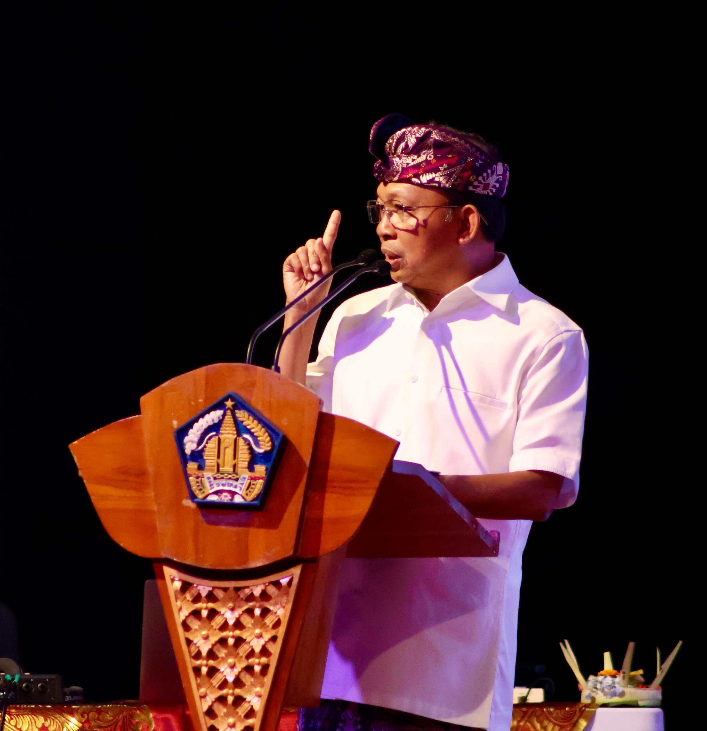 Gubernur Bali, Wayan Koster